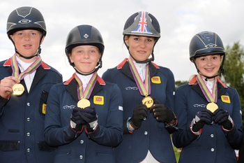 PONY TEAM ANIMO BRING HOME GOLD FOR GREAT BRITAIN PONY TEAM ANIMO BRING HOME GOLD FOR GREAT BRITAIN